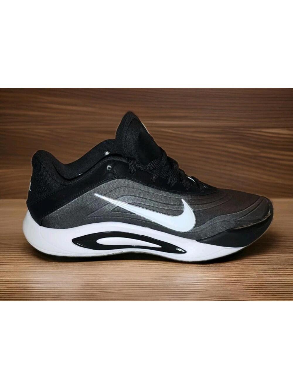 Size 6.5 - Nike A'One TB Black White W